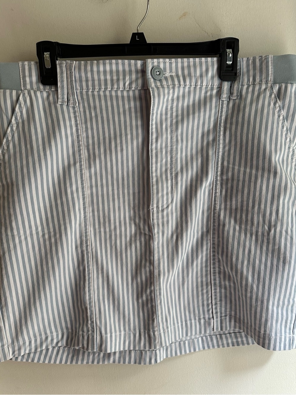 Lee Women’s Skort Size 16 Gray White Stripe Stretch Comfort Waist Cotton